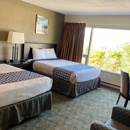 Knights Inn Kamloops Zewnętrze zdjęcie