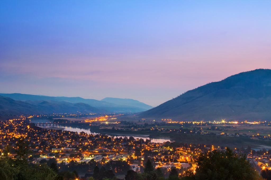 Knights Inn Kamloops Zewnętrze zdjęcie