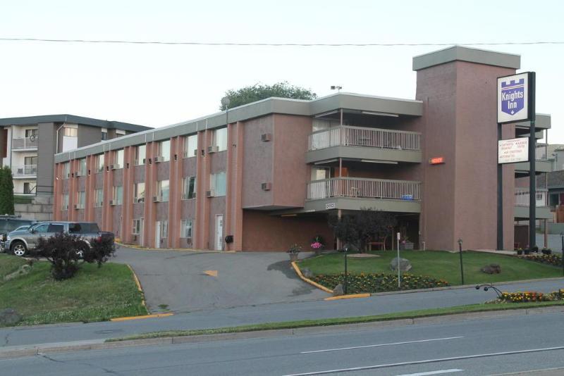 Knights Inn Kamloops Zewnętrze zdjęcie