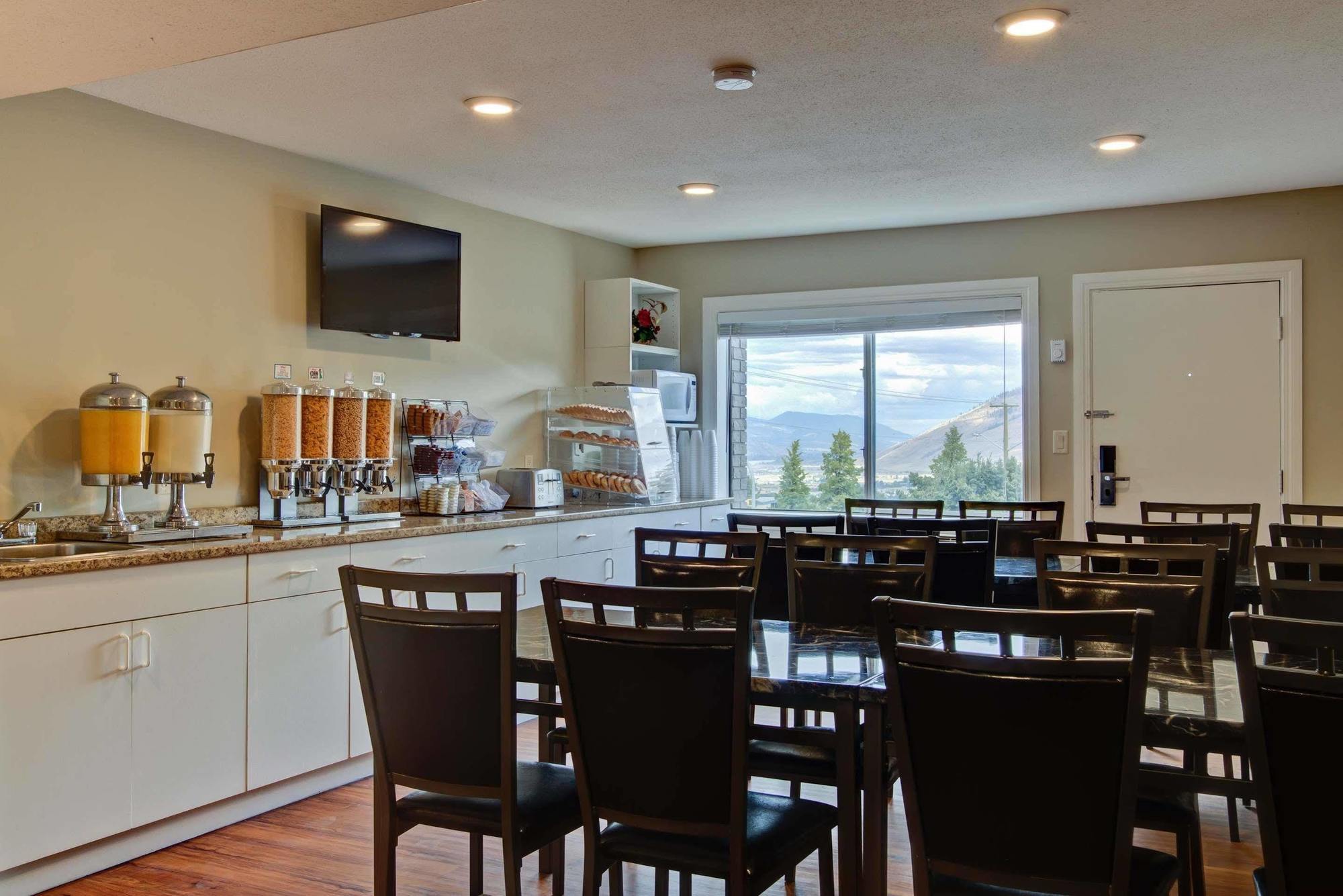 Knights Inn Kamloops Zewnętrze zdjęcie