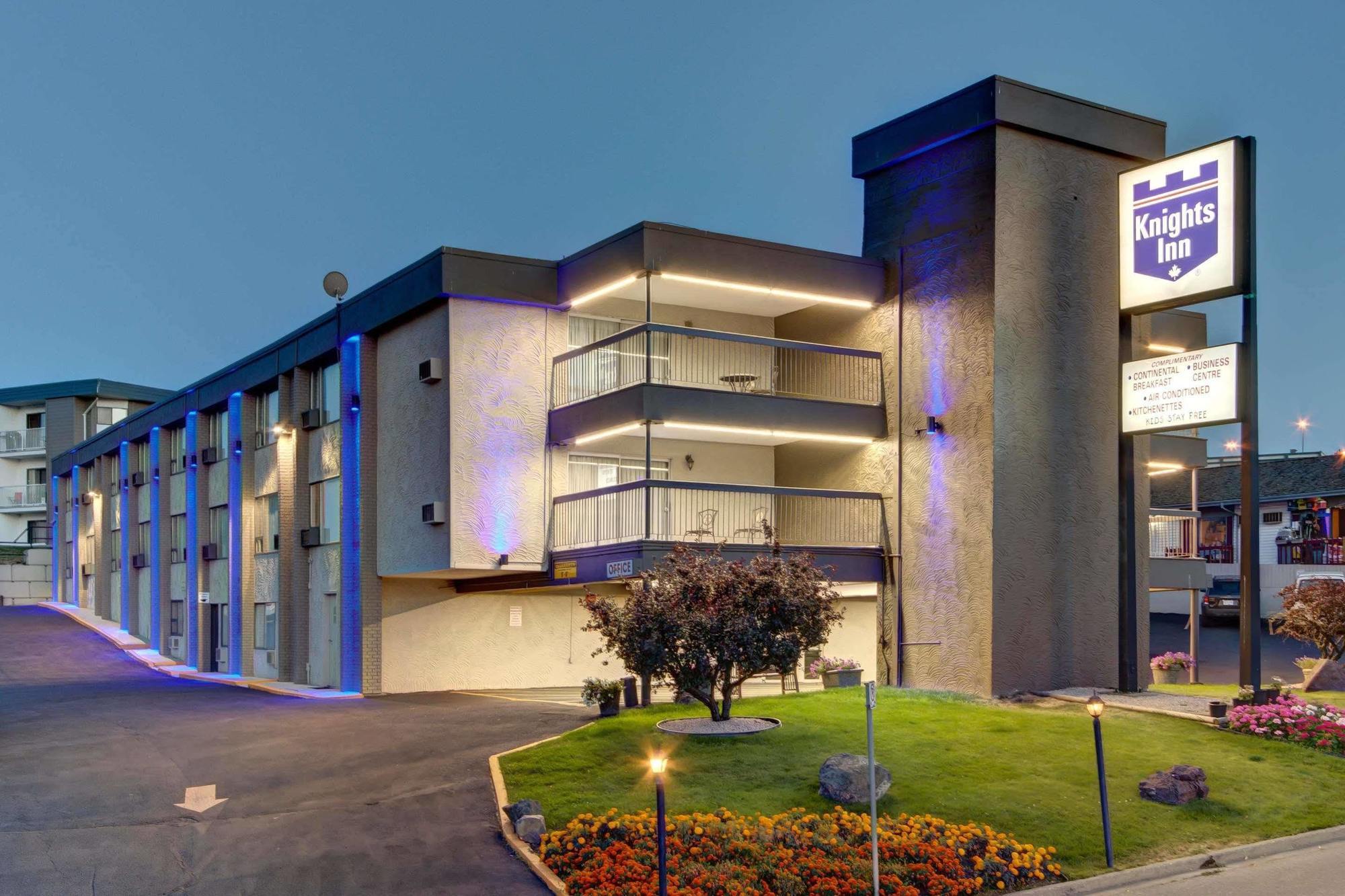 Knights Inn Kamloops Zewnętrze zdjęcie