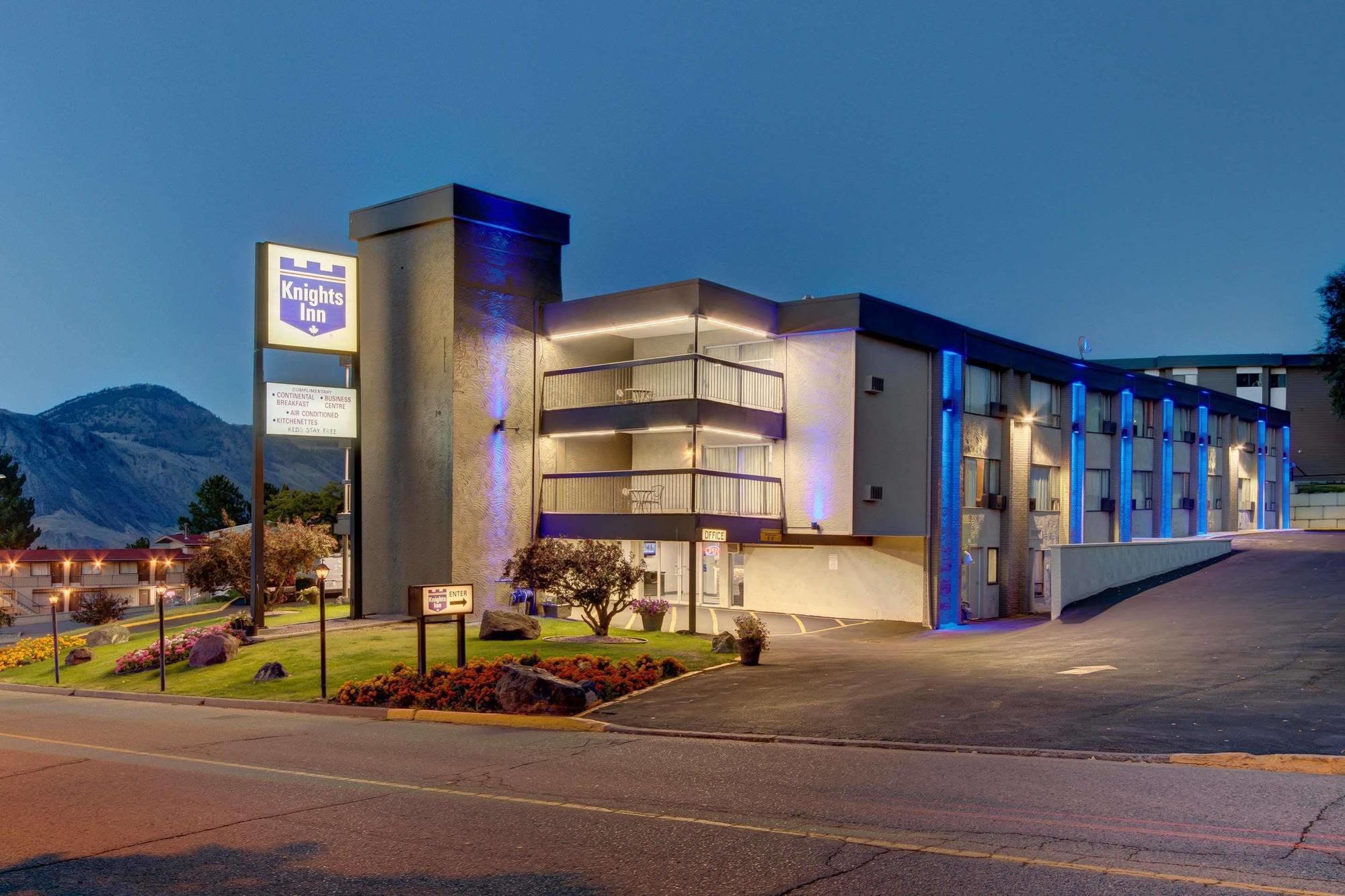 Knights Inn Kamloops Zewnętrze zdjęcie