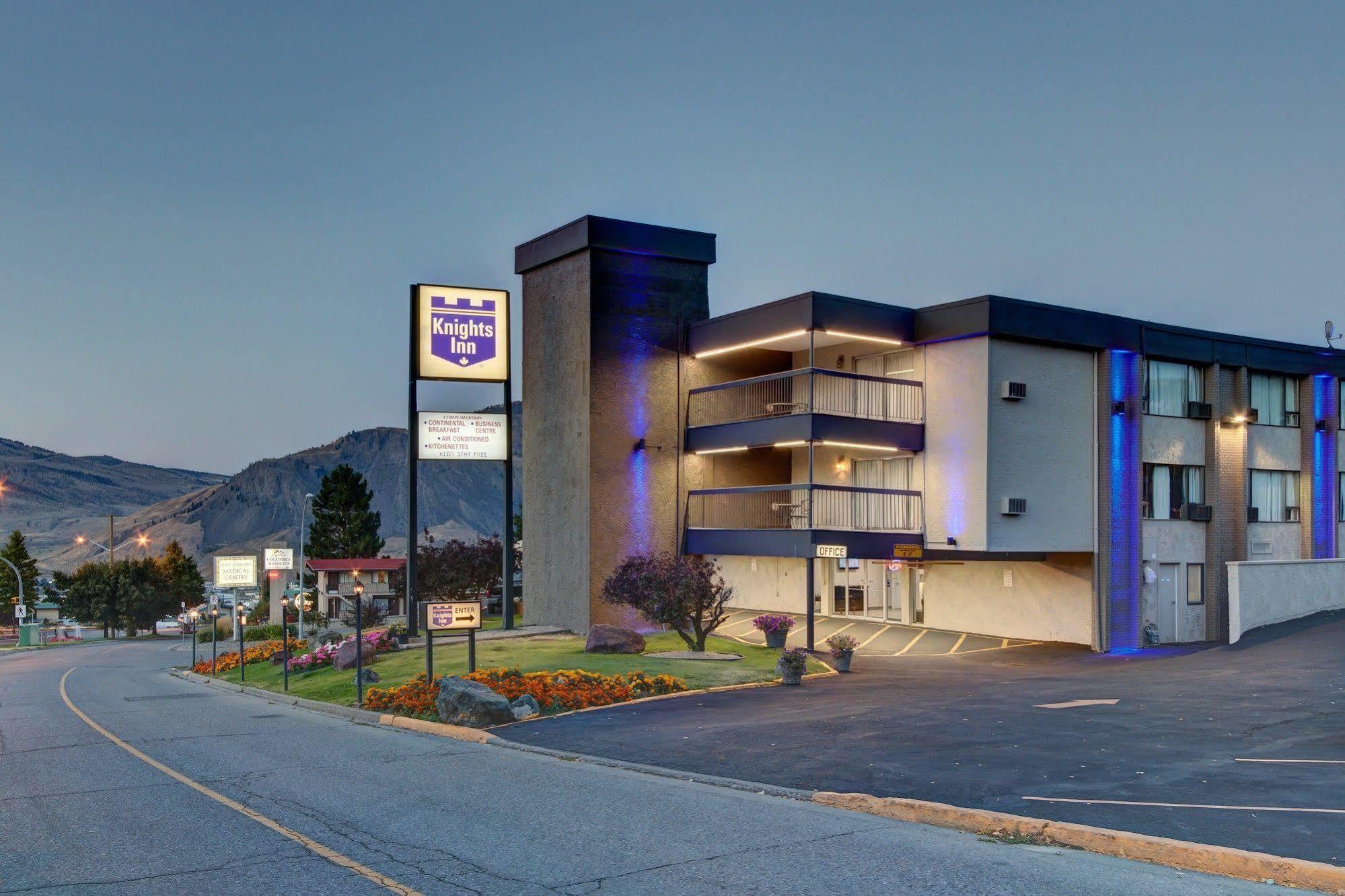 Knights Inn Kamloops Zewnętrze zdjęcie