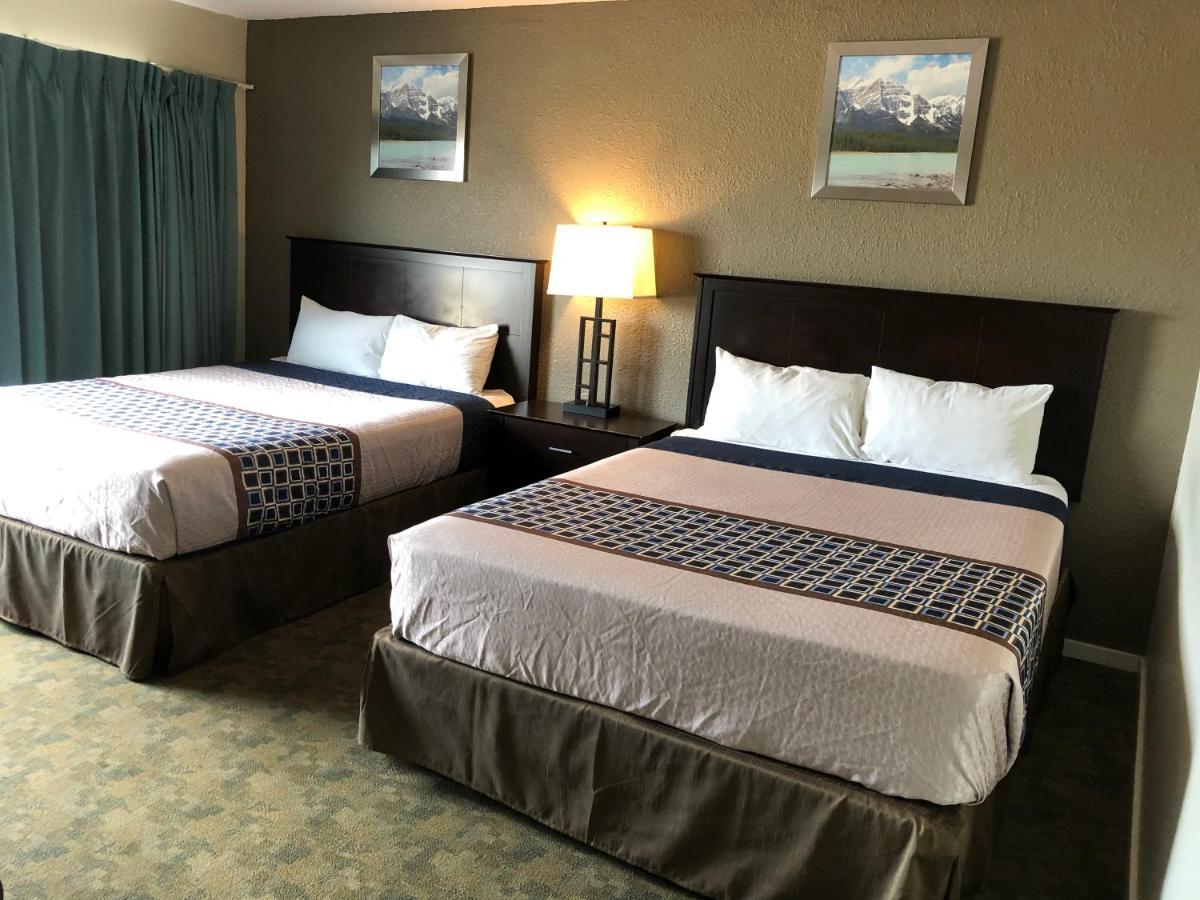 Knights Inn Kamloops Zewnętrze zdjęcie